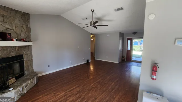 $1,800 | 113 Almond Circle, Kingsland, GA 31548