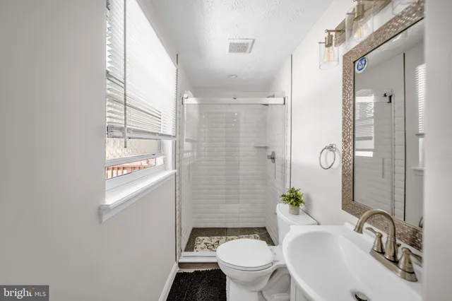 $465,000 | 6206 Clinton Way, Clinton, MD 20735