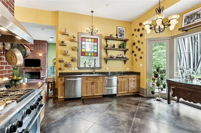 $1,200,000 | 1 Merlin Lane, Marrero, LA 70072