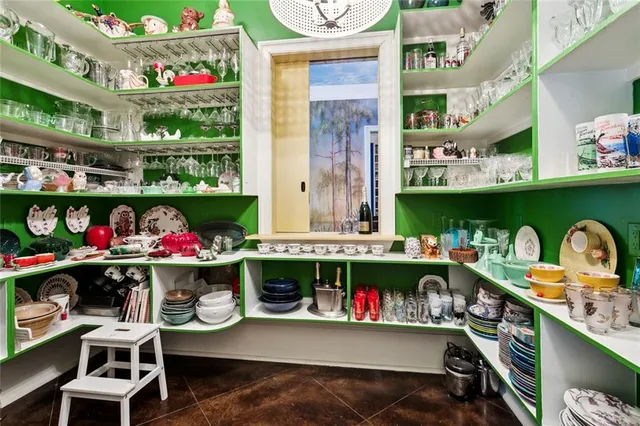 $1,200,000 | 1 Merlin Lane, Marrero, LA 70072