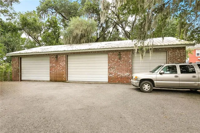 $1,200,000 | 1 Merlin Lane, Marrero, LA 70072