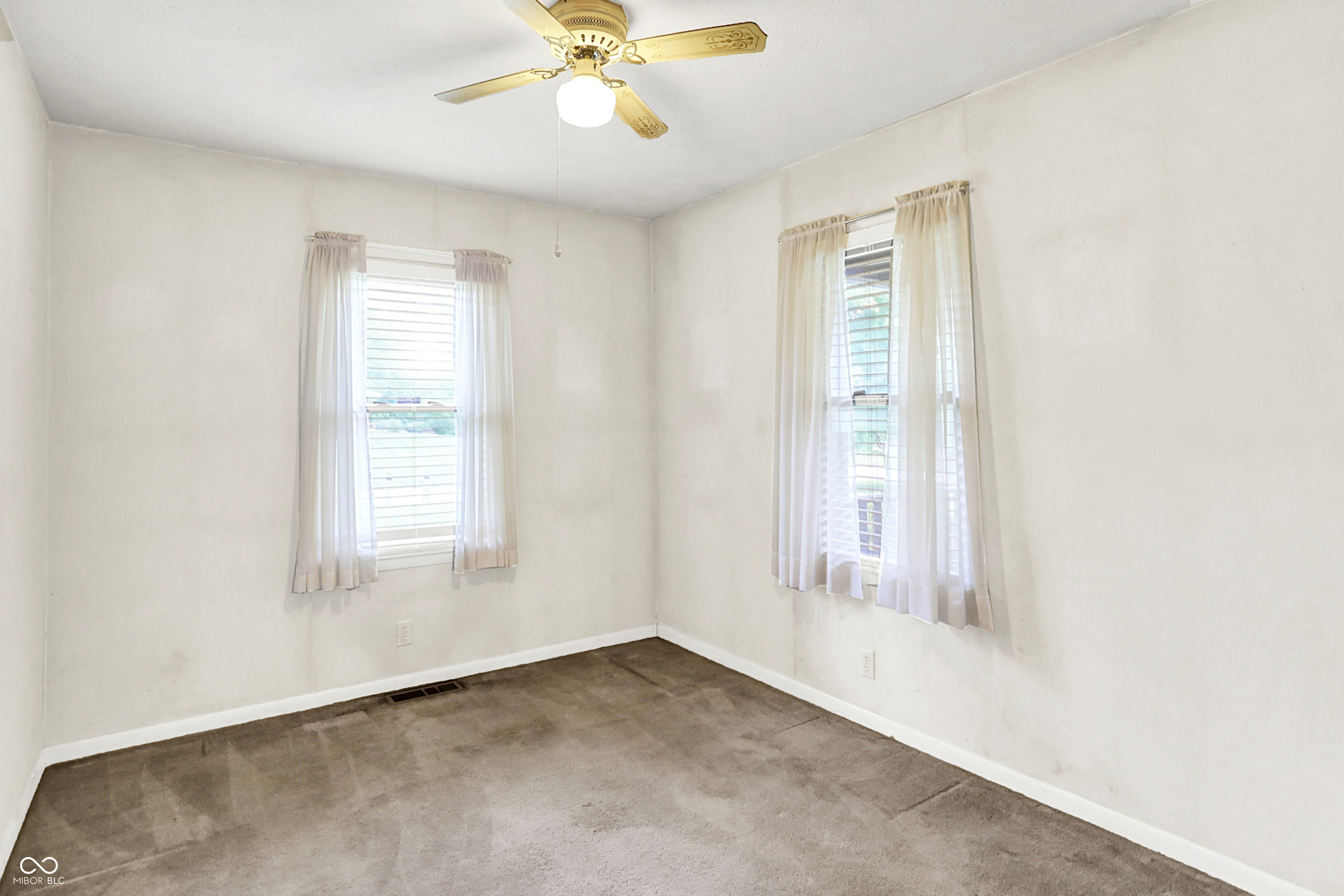 101 Heiny Road Indianapolis, IN 46217 - Photo 23 of 47