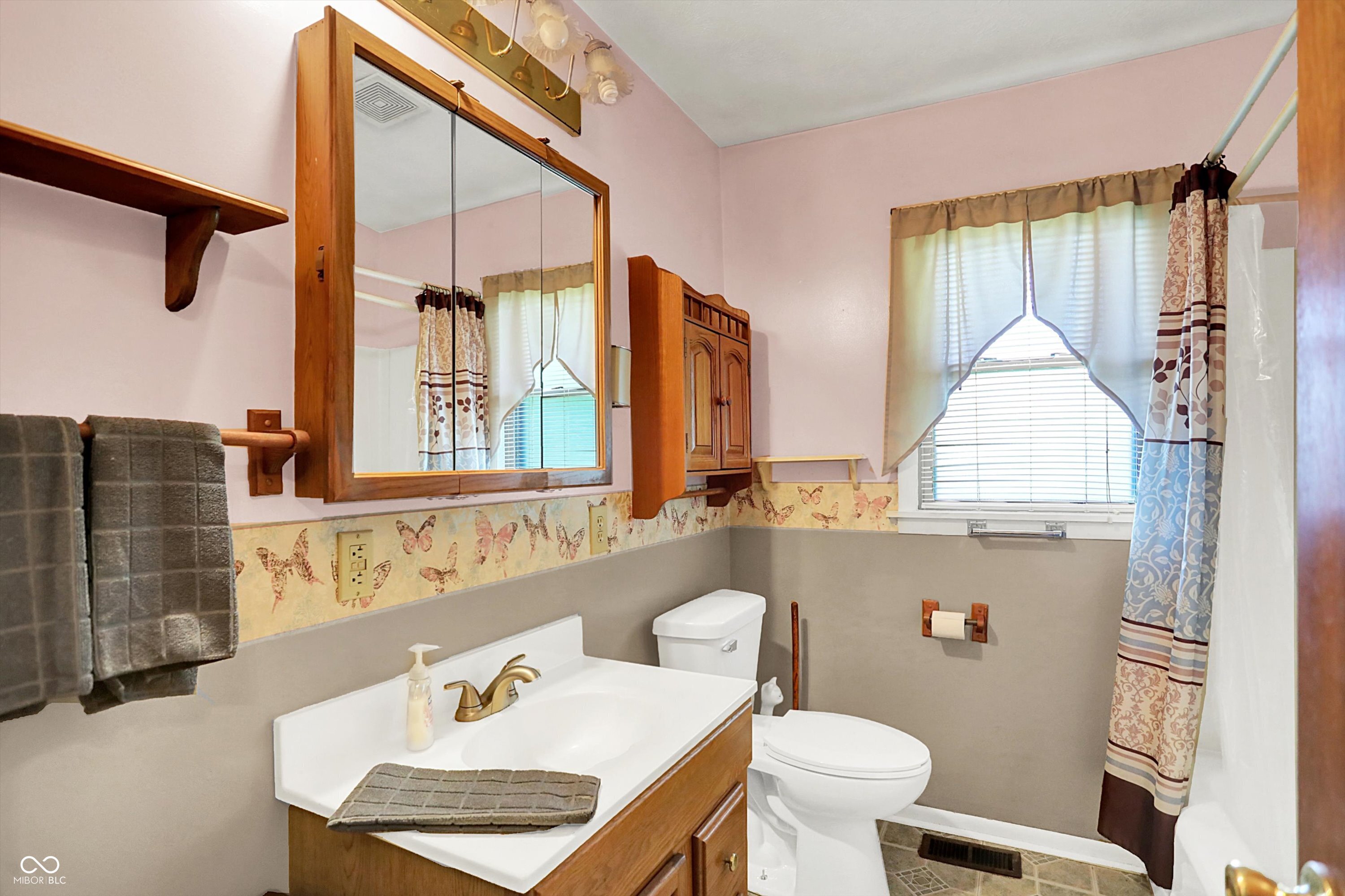 101 Heiny Road Indianapolis, IN 46217 - Photo 26 of 47