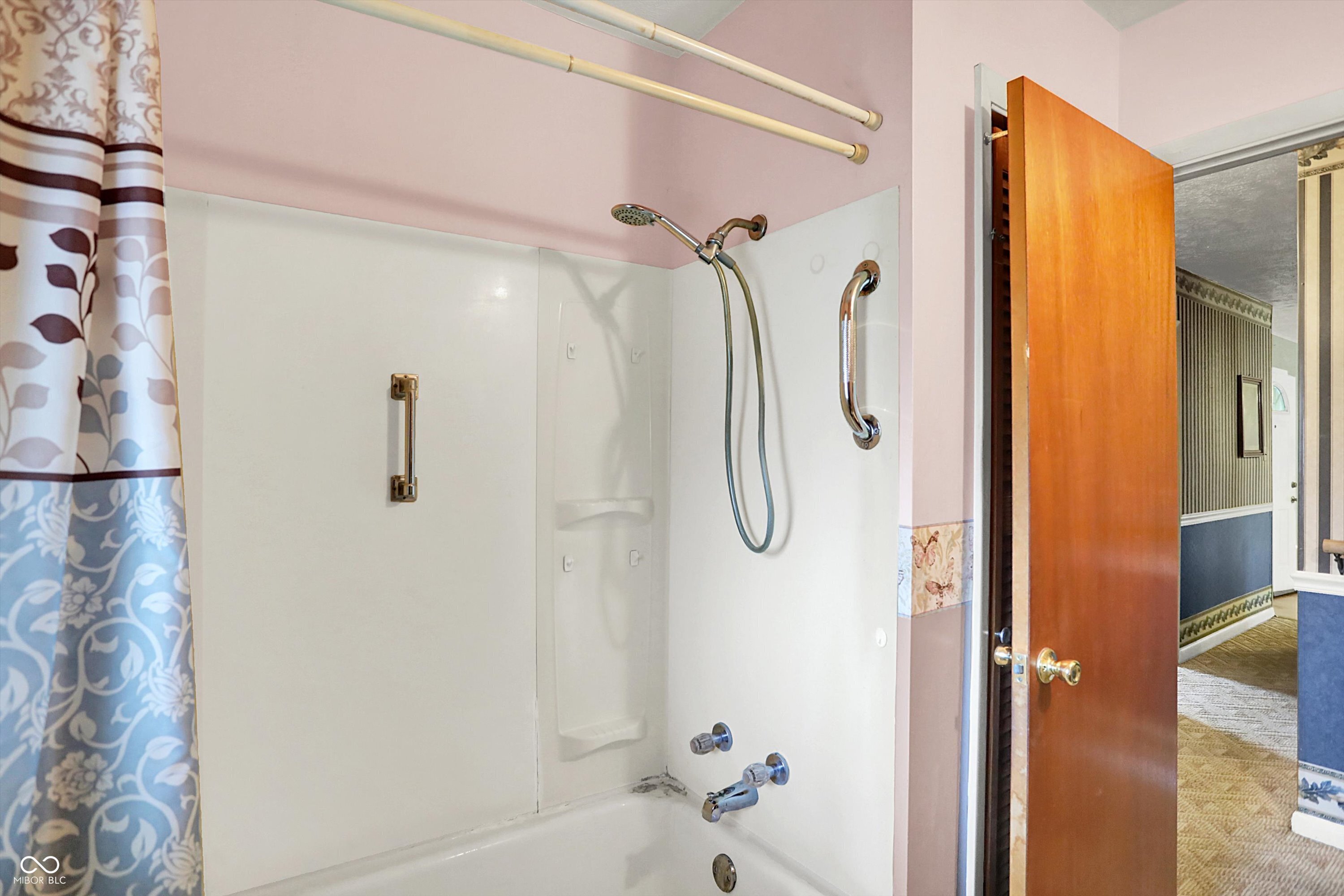 101 Heiny Road Indianapolis, IN 46217 - Photo 27 of 47