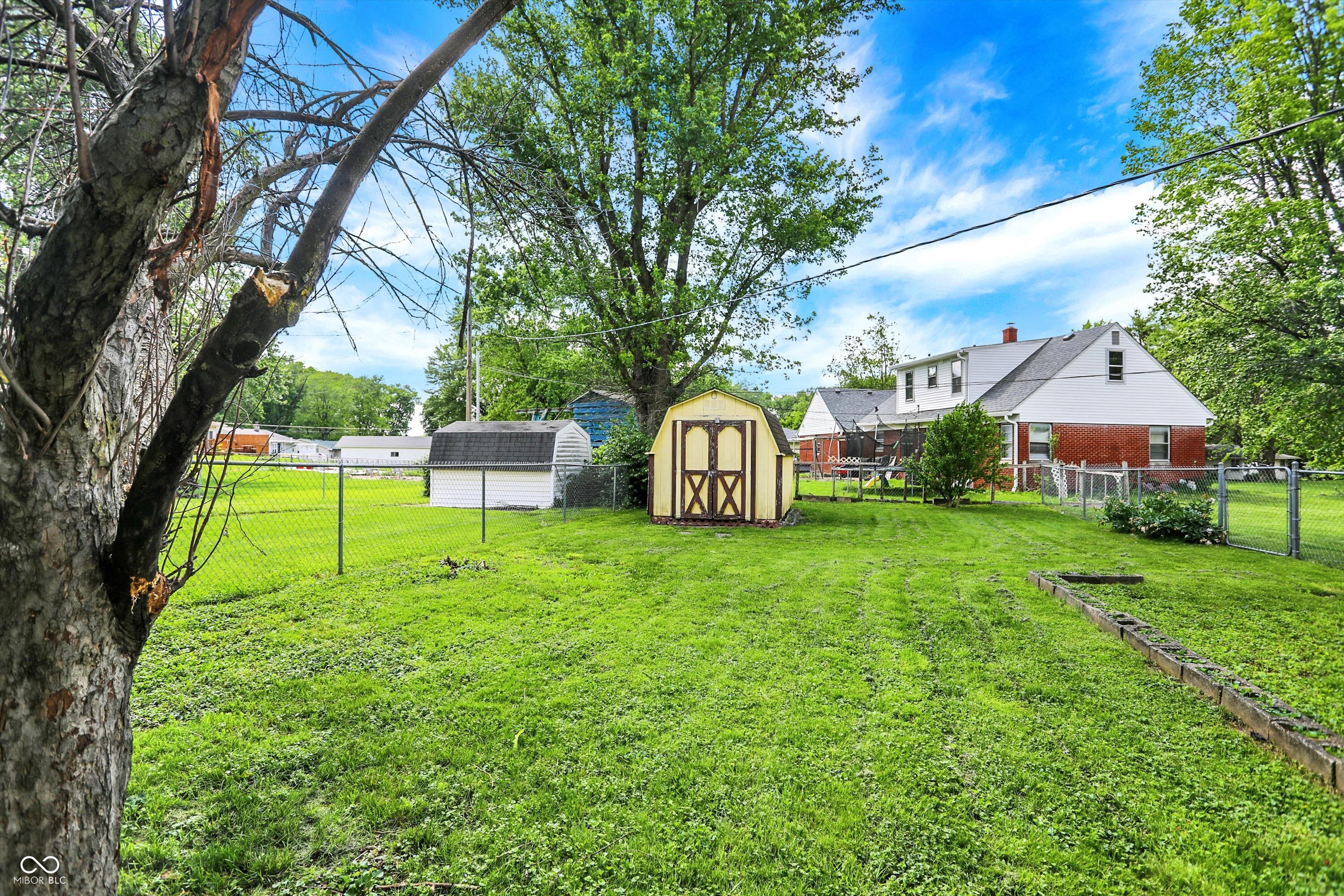 101 Heiny Road Indianapolis, IN 46217 - Photo 36 of 47