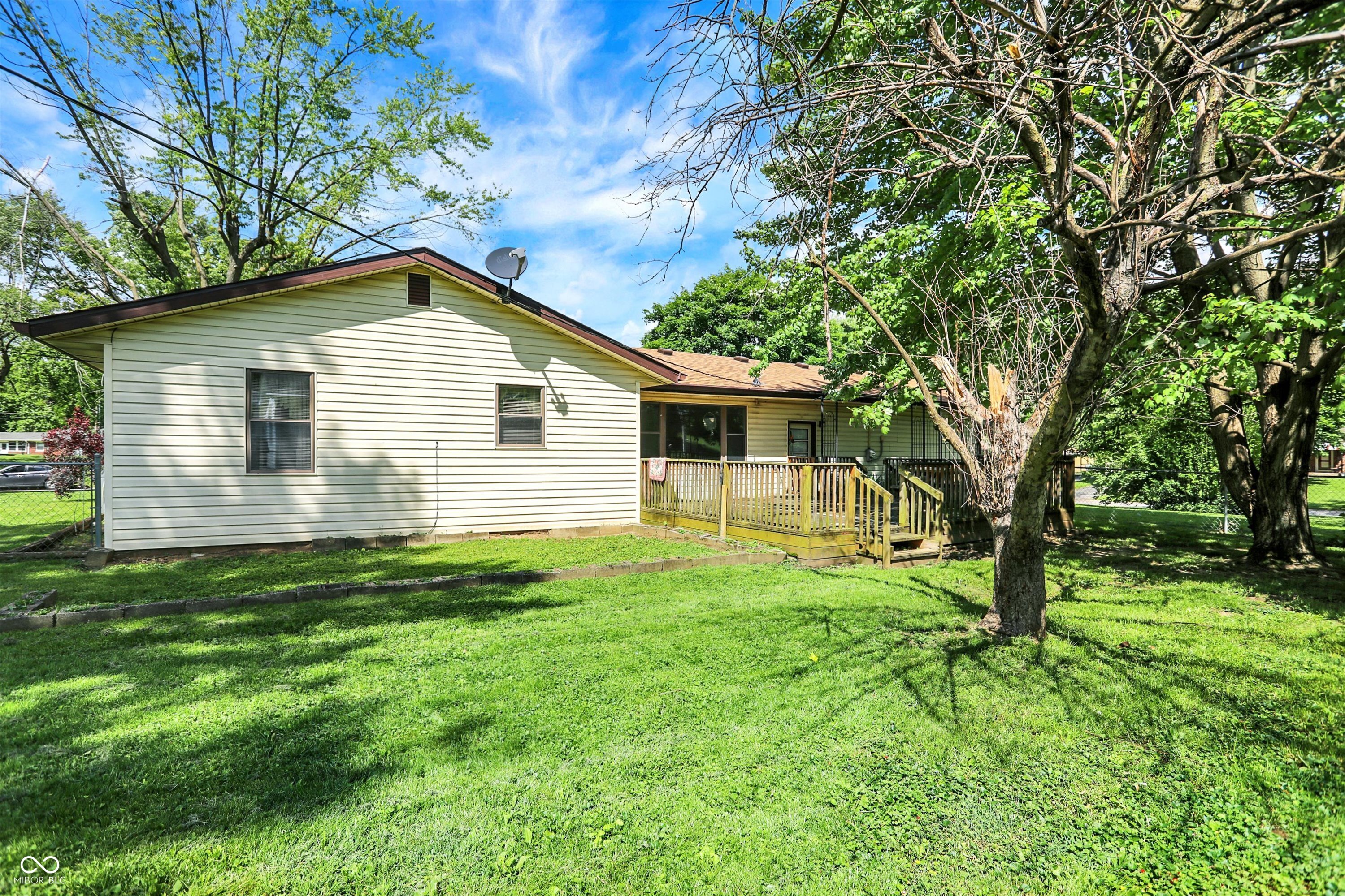 101 Heiny Road Indianapolis, IN 46217 - Photo 39 of 47