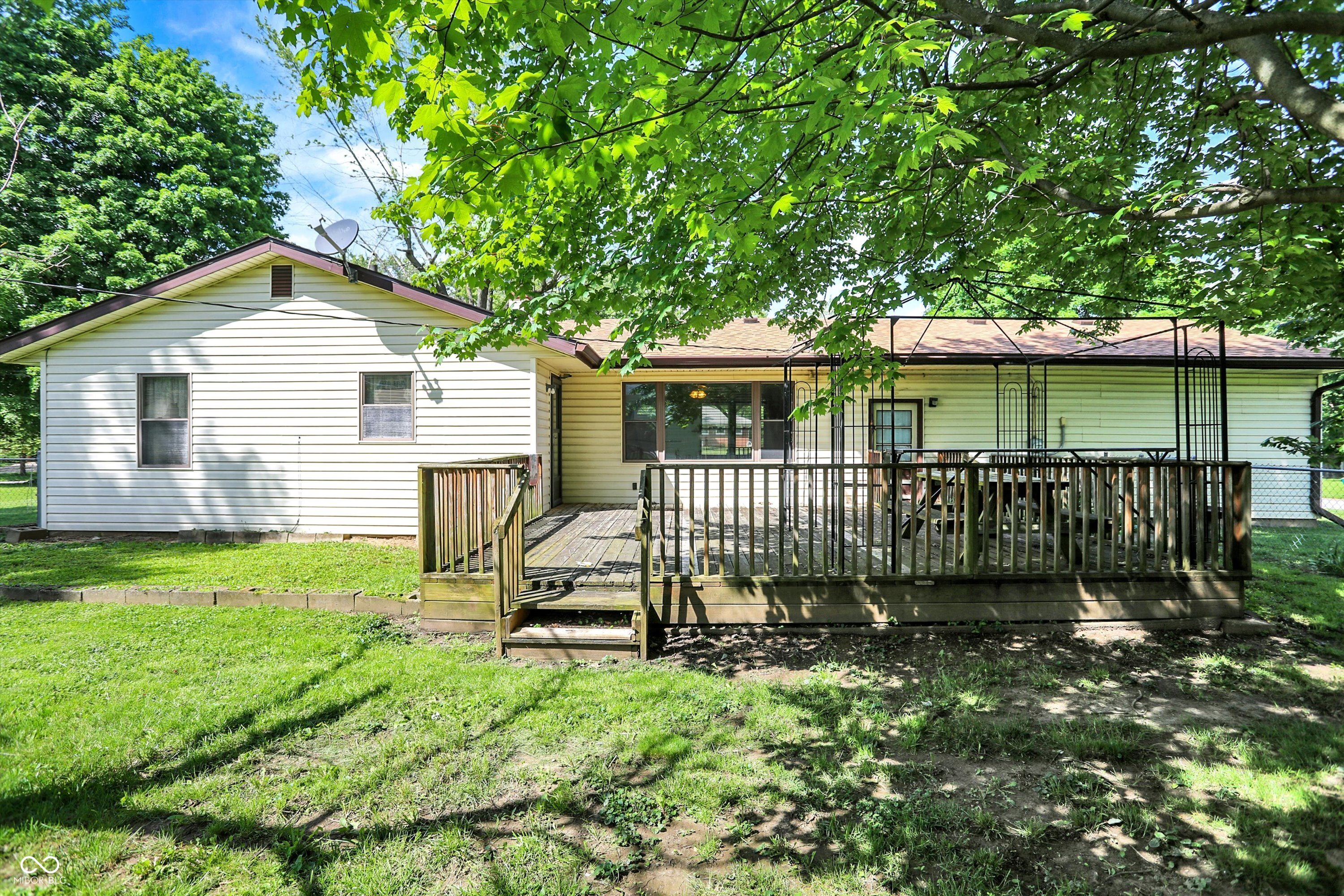 101 Heiny Road Indianapolis, IN 46217 - Photo 40 of 47