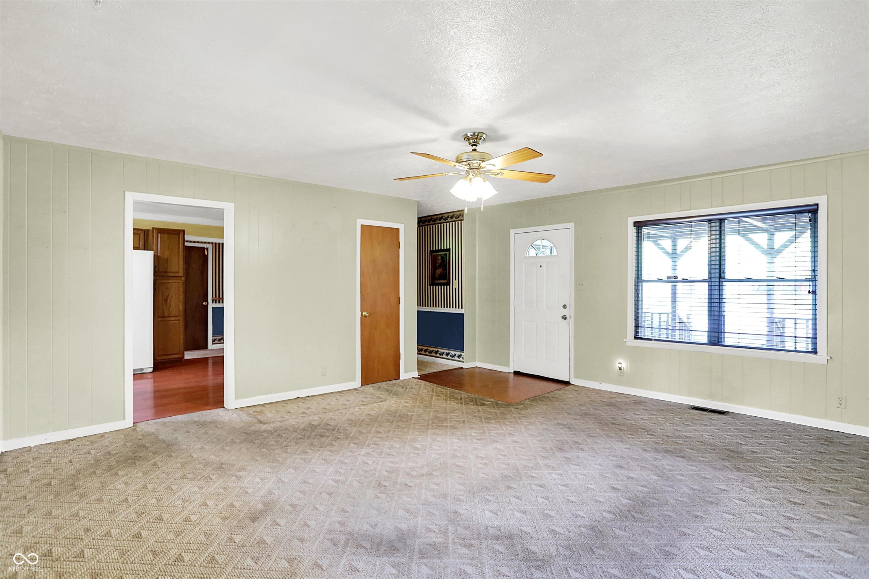 101 Heiny Road Indianapolis, IN 46217 - Photo 6 of 47