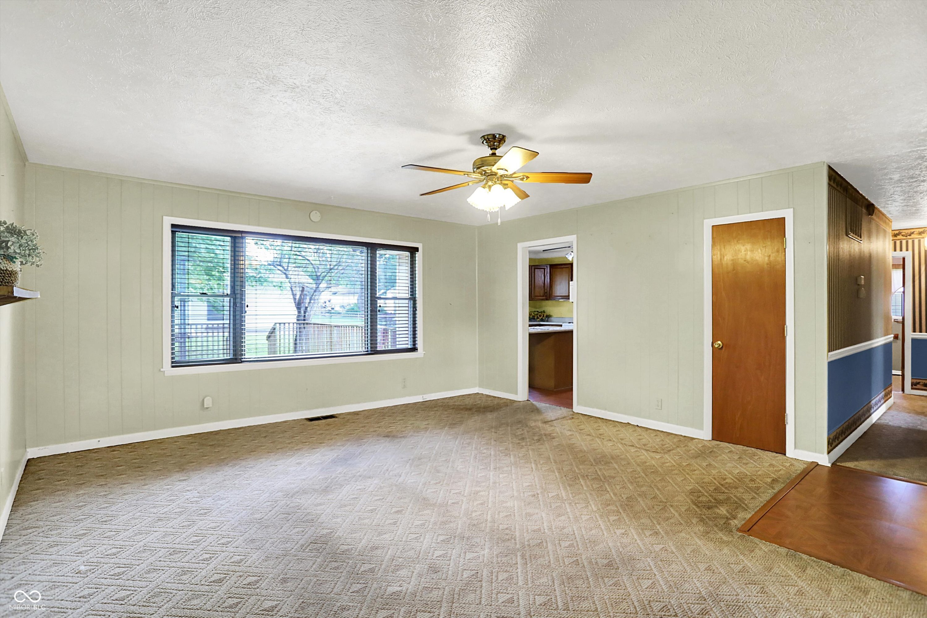 101 Heiny Road Indianapolis, IN 46217 - Photo 8 of 47