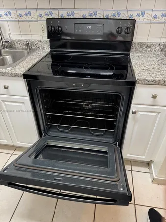 a close view of a stove