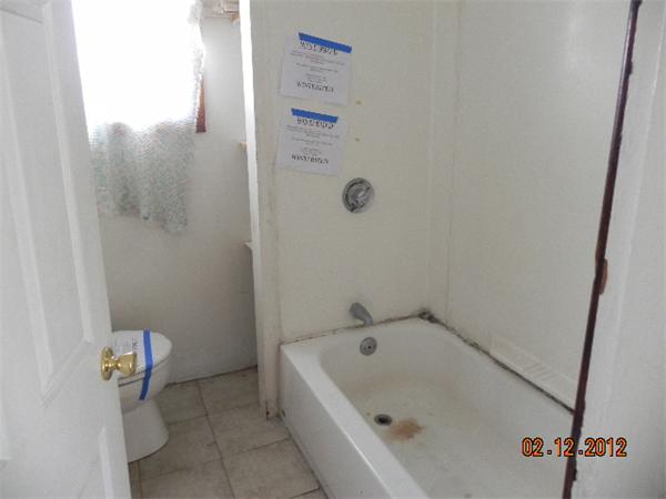 24 Mooreland Street Springfield, MA 01104 - Photo 8 of 8 Gallery Image 8