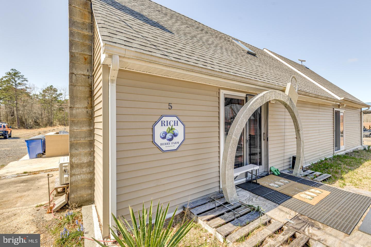 5 Pea Patch Road Pemberton, NJ 08068 - Photo 4 of 63