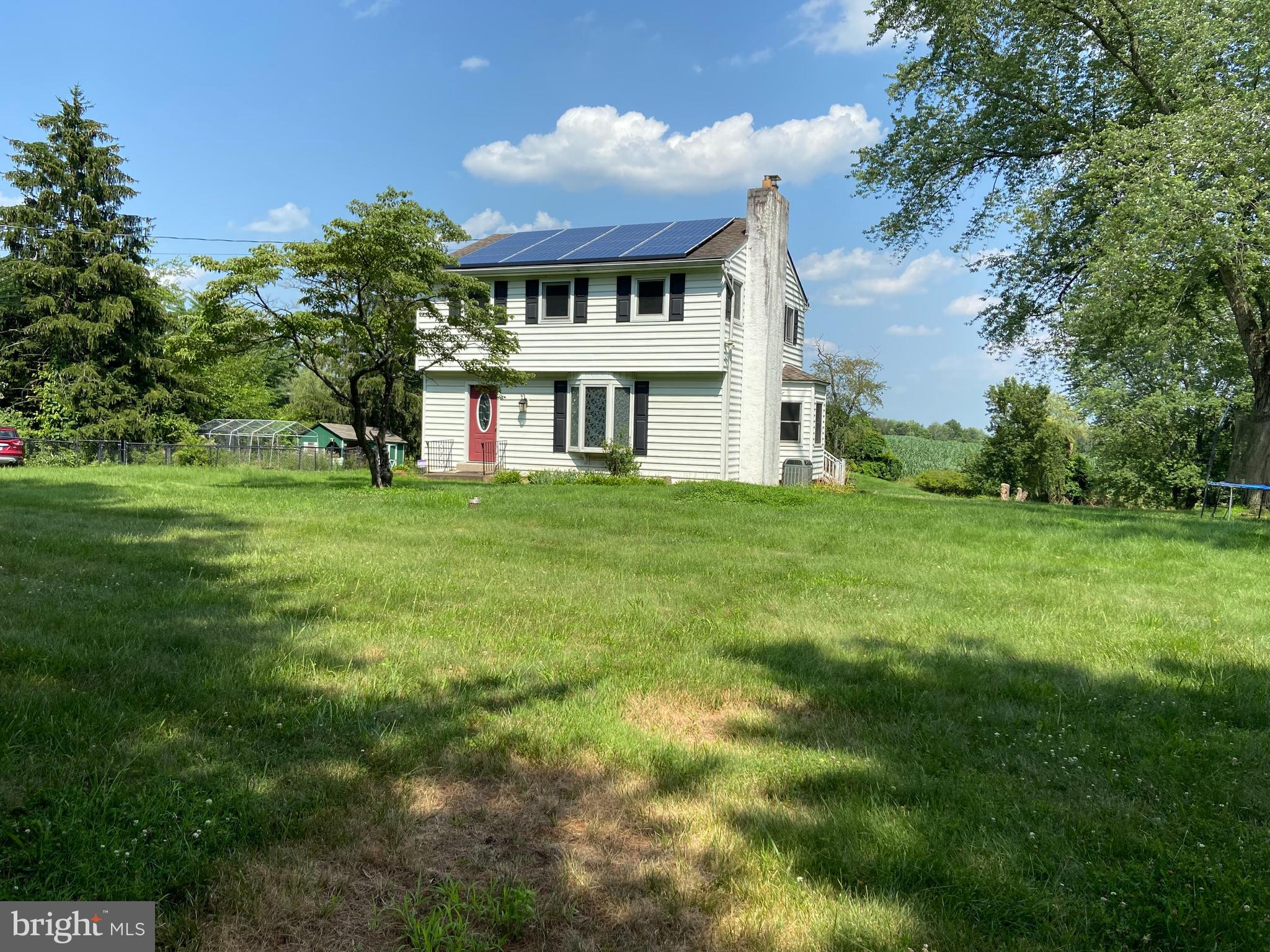 970 Eagle Road Newtown, PA 18940 - Photo 2 of 30