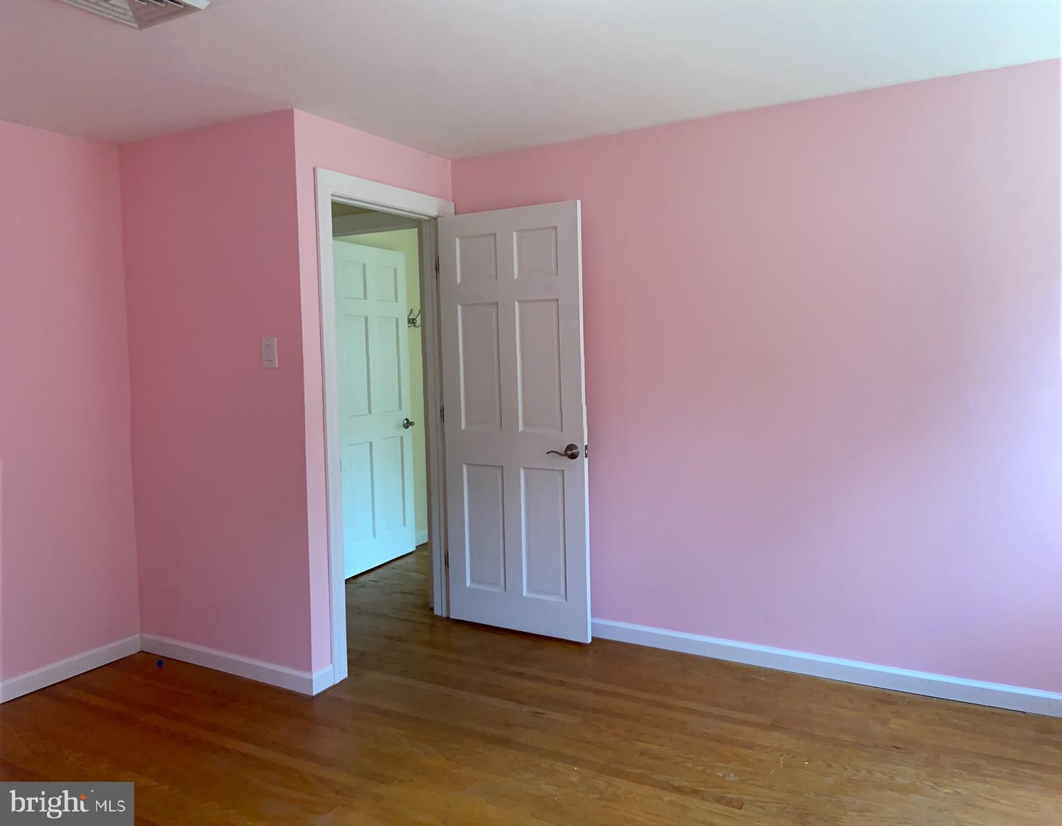 970 Eagle Road Newtown, PA 18940 - Photo 12 of 30 Front Bedroom