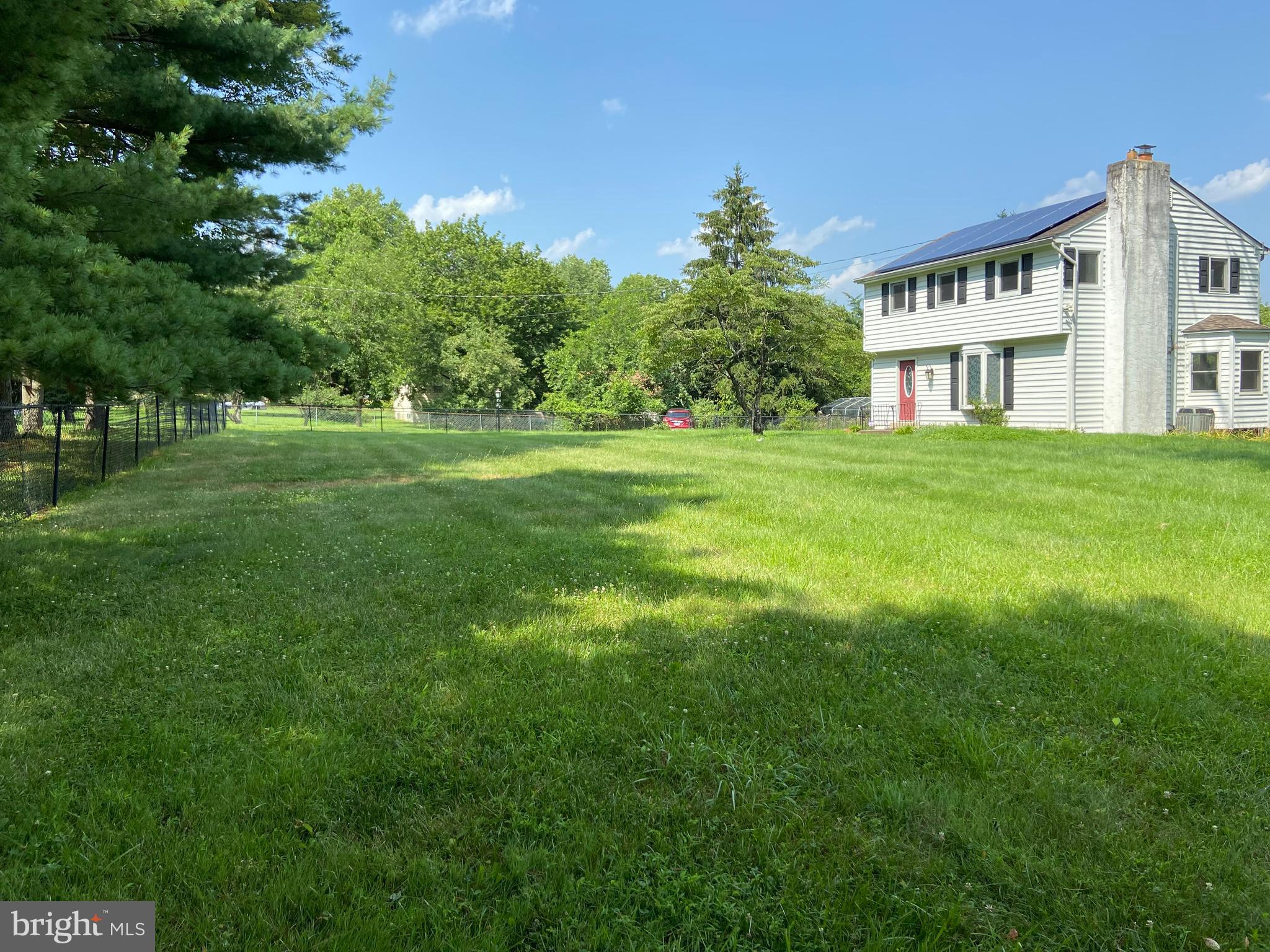 970 Eagle Road Newtown, PA 18940 - Photo 3 of 30 Another front view