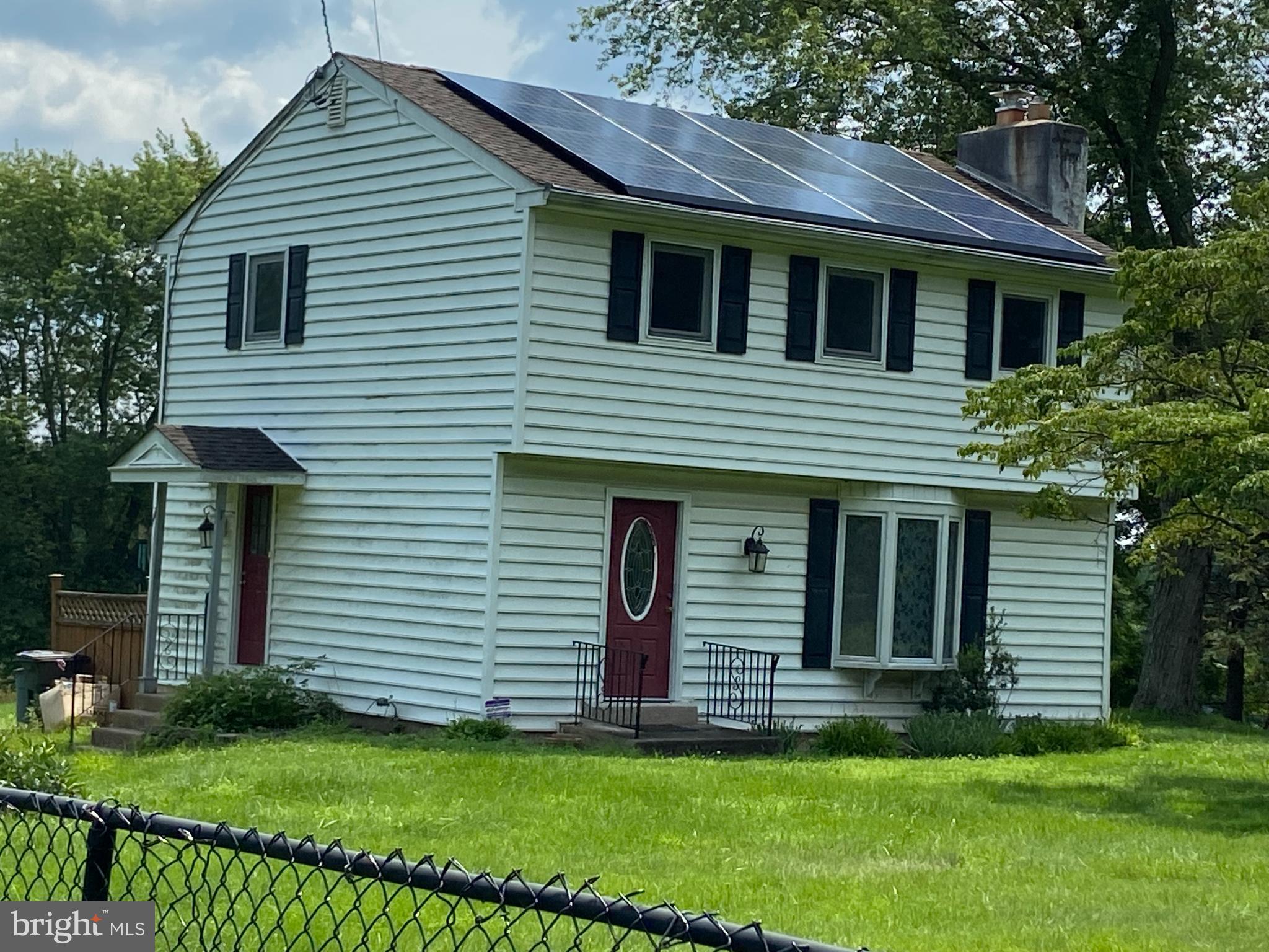 970 Eagle Road Newtown, PA 18940 - Photo 6 of 30 Front