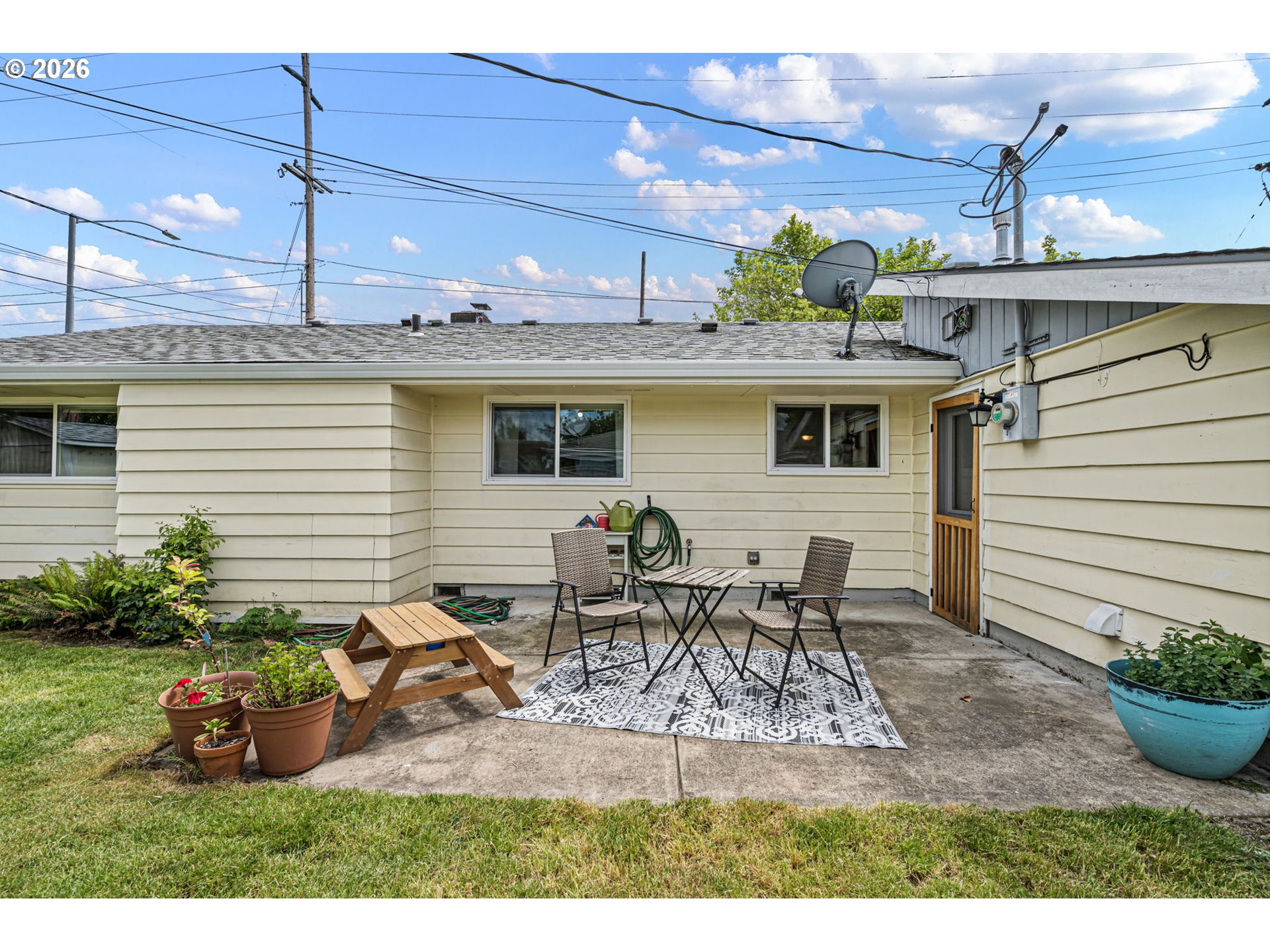 2895 Ferry Street Eugene, OR 97405 - Photo 30 of 36