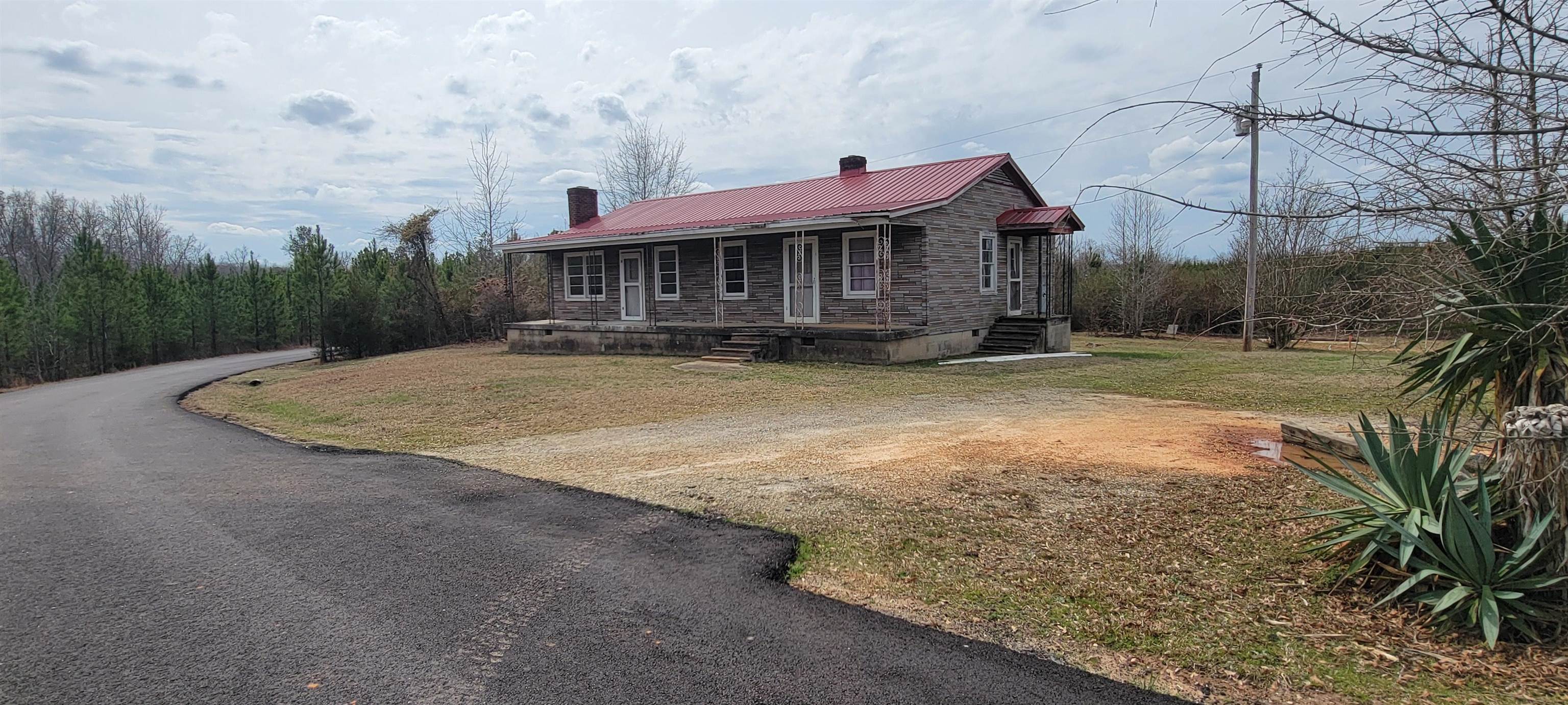 433 Williams Road Clinton, SC 29325 - Photo 2 of 22 Gallery Image 2