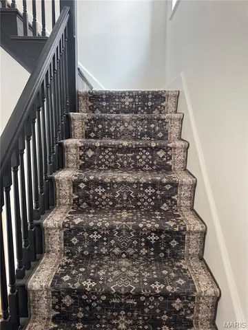 $469,900 | 3434 Sidney Street, St. Louis, MO 63118