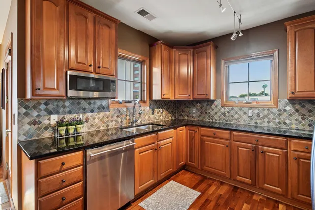 $439,900 | 4100 Spring Street, Unit 214, Spring Park, MN 55384