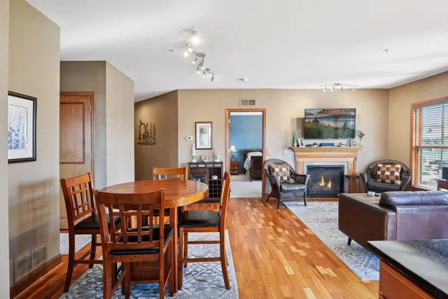 $439,900 | 4100 Spring Street, Unit 214, Spring Park, MN 55384