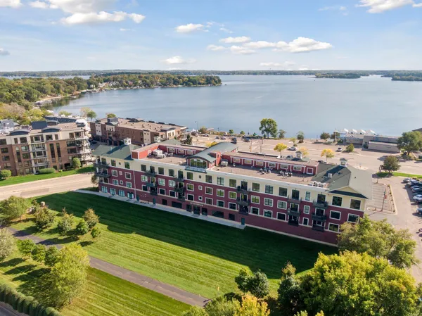 $439,900 | 4100 Spring Street, Unit 214, Spring Park, MN 55384