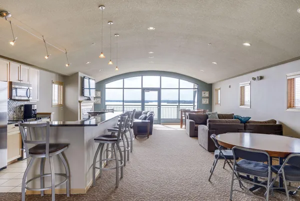 $439,900 | 4100 Spring Street, Unit 214, Spring Park, MN 55384