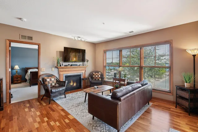 $439,900 | 4100 Spring Street, Unit 214, Spring Park, MN 55384