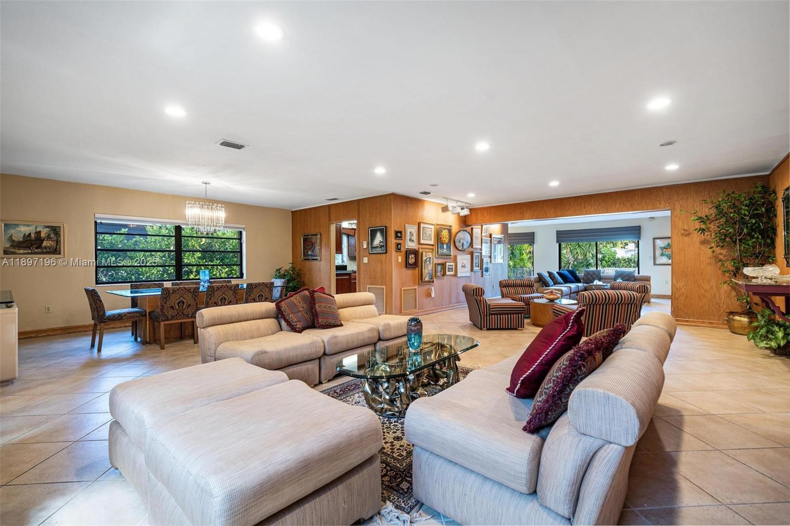 1855 Daytonia Road Miami Beach, FL 33141 - Photo 14 of 45