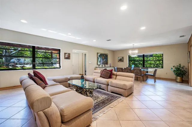 $2,897,500 | 1855 Daytonia Road, Miami Beach, FL 33141