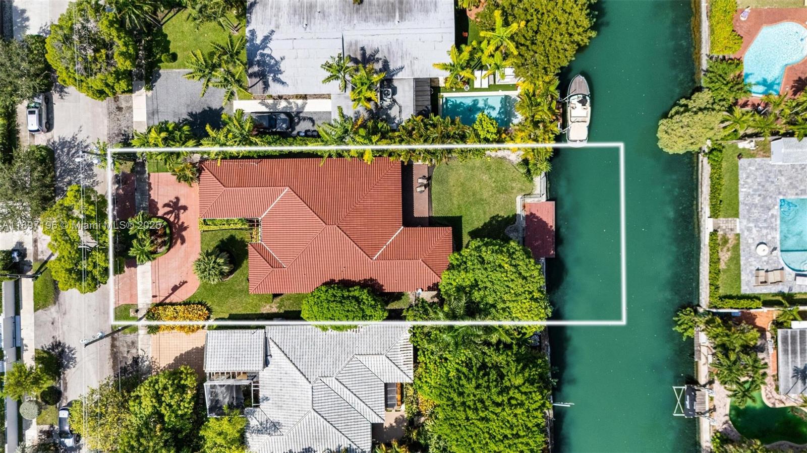 1855 Daytonia Road Miami Beach, FL 33141 - Photo 2 of 45