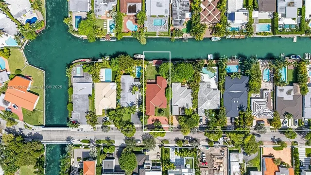 $2,897,500 | 1855 Daytonia Road, Miami Beach, FL 33141
