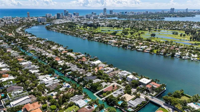 $2,897,500 | 1855 Daytonia Road, Miami Beach, FL 33141