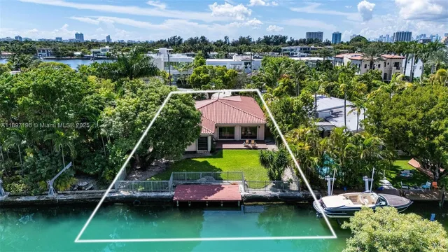 $2,897,500 | 1855 Daytonia Road, Miami Beach, FL 33141