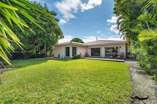 $2,897,500 | 1855 Daytonia Road, Miami Beach, FL 33141