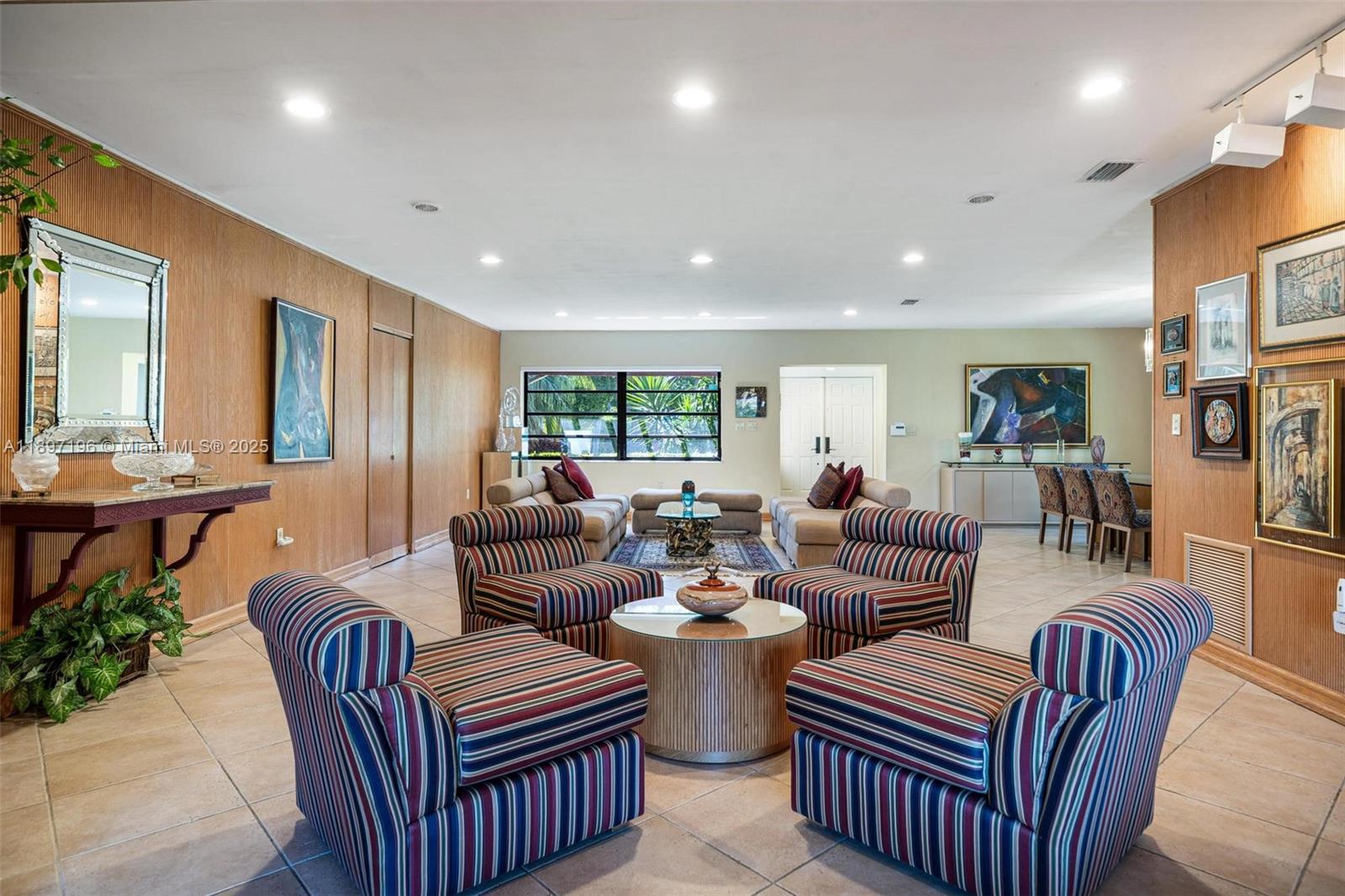 1855 Daytonia Road Miami Beach, FL 33141 - Photo 9 of 45