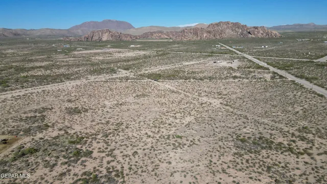 $39,000 | 7049 Spilsbury Road, El Paso, TX 79938