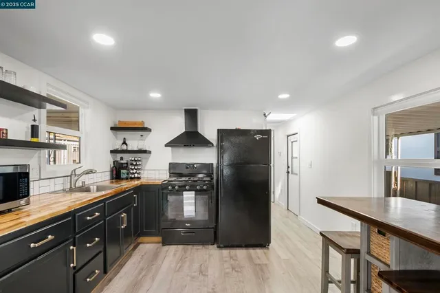 $161,500 | 32 Galloway Drive, Concord, CA 94518