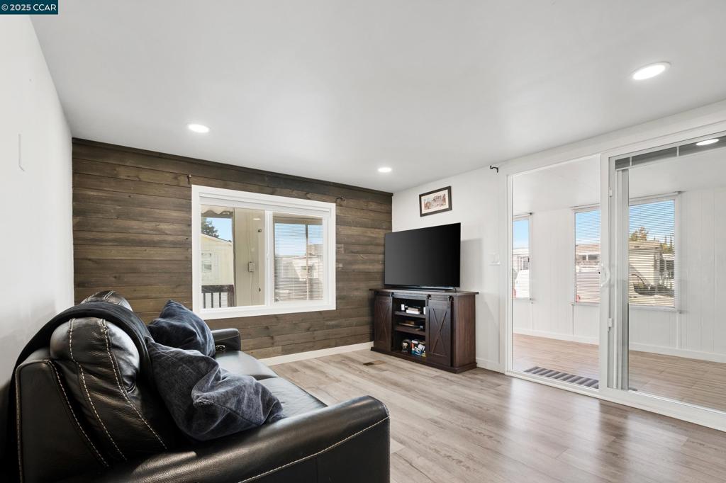 32 Galloway Drive Concord, CA 94518 - Photo 16 of 45