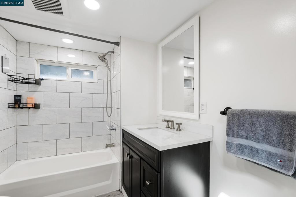 32 Galloway Drive Concord, CA 94518 - Photo 22 of 45