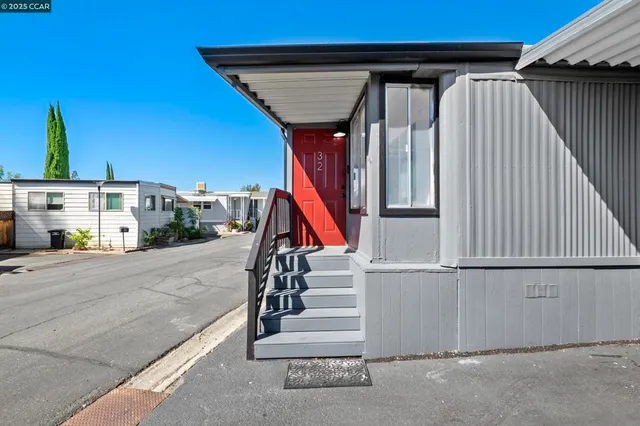 $161,500 | 32 Galloway Drive, Concord, CA 94518