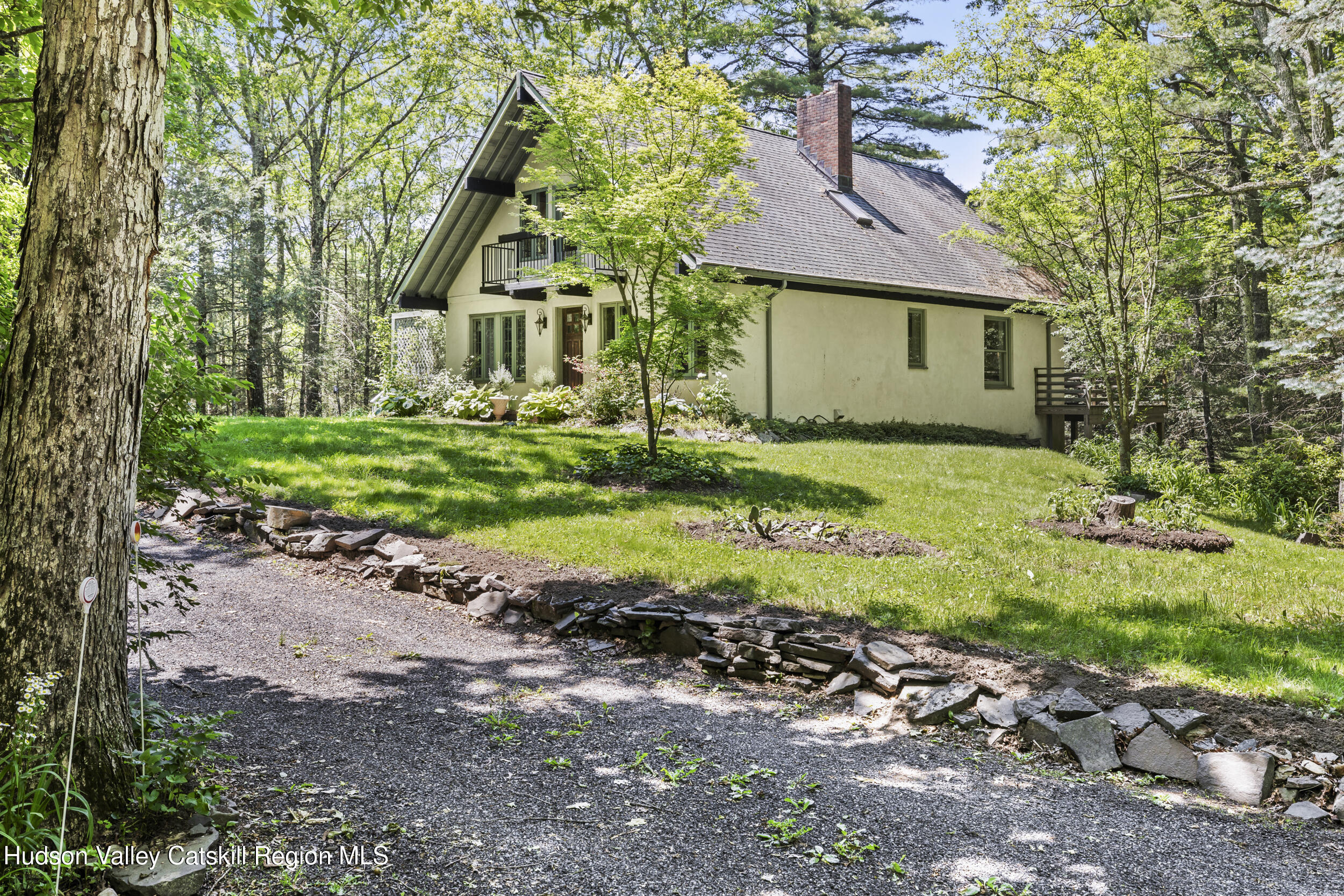 40 Northwoods Road Saugerties, NY 12477 - Photo 2 of 43 8_img_3135