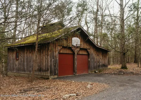 $750,000 | 40 Northwoods Road, Saugerties, NY 12477