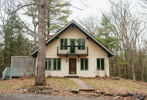 $750,000 | 40 Northwoods Road, Saugerties, NY 12477