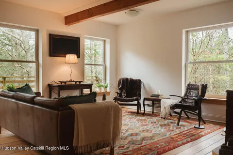 $750,000 | 40 Northwoods Road, Saugerties, NY 12477