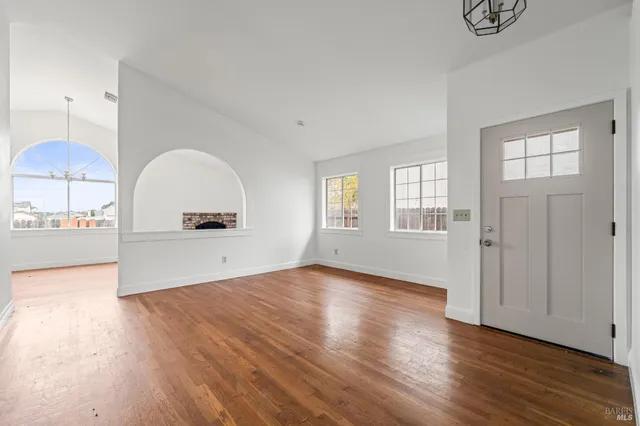 $399,000 | 1120 Camellia Lane, Suisun City, CA 94585