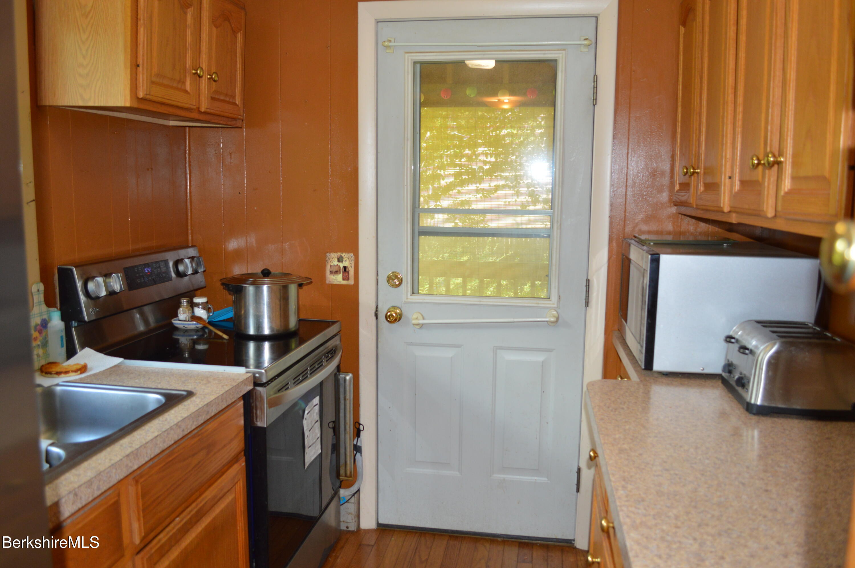 258 Wells Road Becket, MA 01223 - Photo 24 of 43 Kitchen