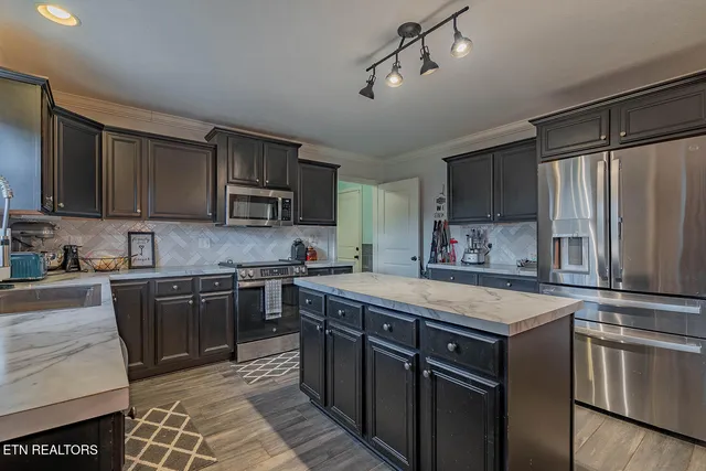 $499,900 | 6331 East McMillan Creek Drive, Knoxville, TN 37924