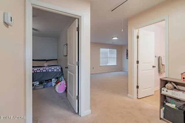 $499,900 | 6331 East McMillan Creek Drive, Knoxville, TN 37924