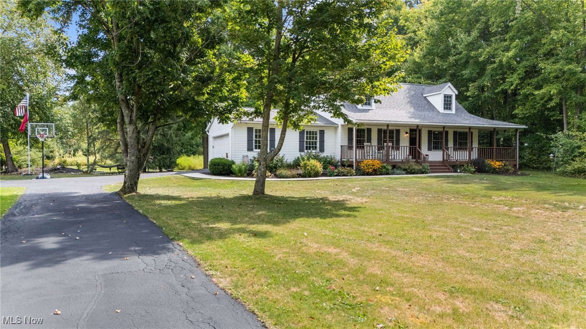11154 Chamberlain Road Aurora, OH 44202 - Photo 3 of 48 Gallery Image 3
